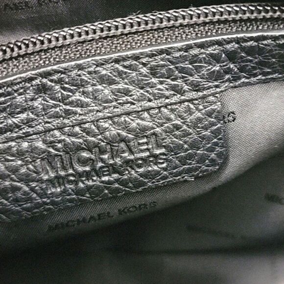 Michael Kors Cooper Black Pebbled Leather Messenger Crossbody Shoulderbag  - Picture 9 of 11